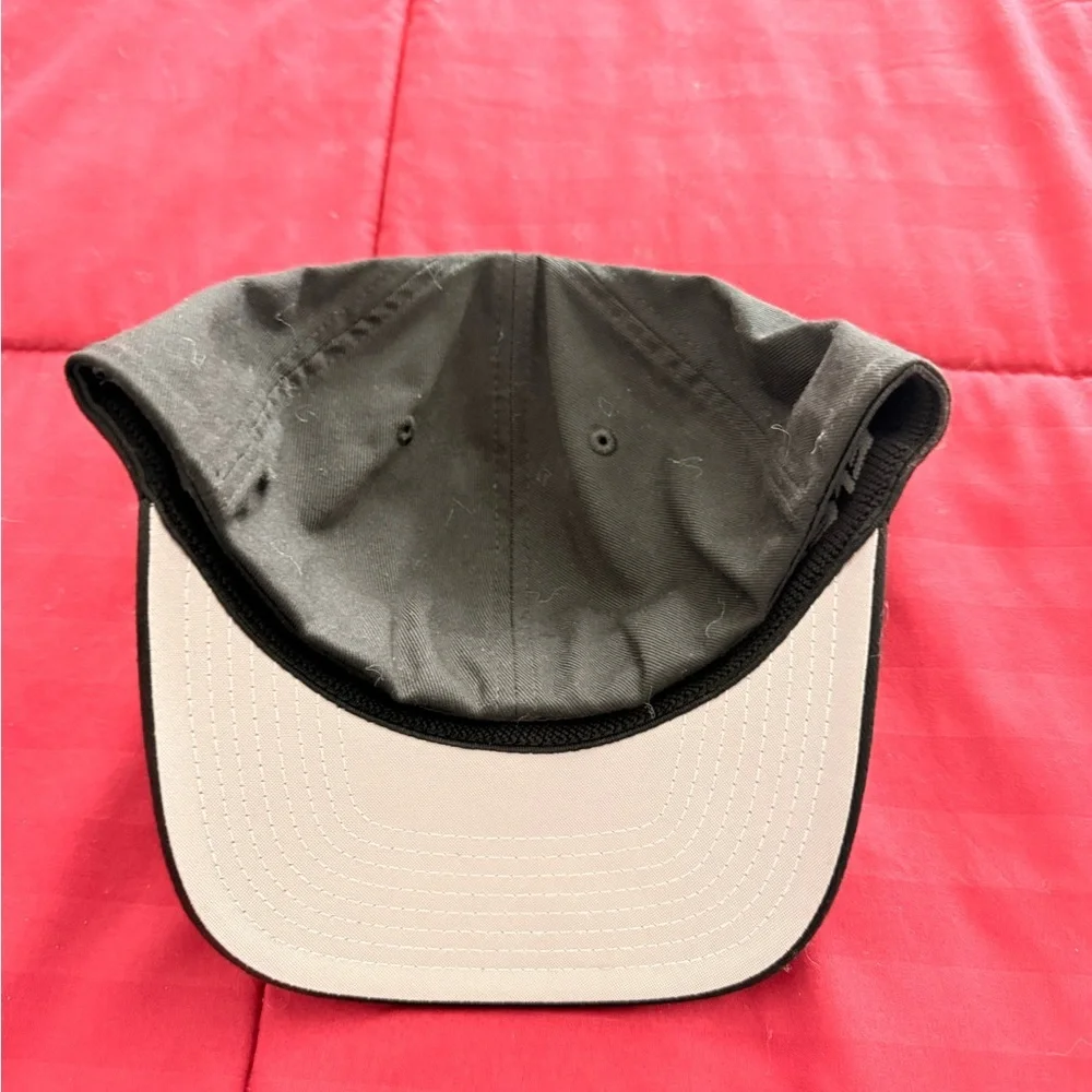 Black Baseball Cap - Picture 2 of 3